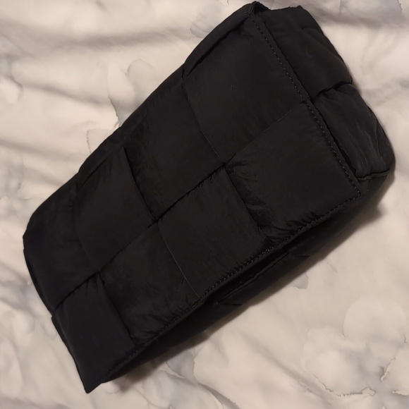 Weave Crossbody bag - Picture 3 of 3